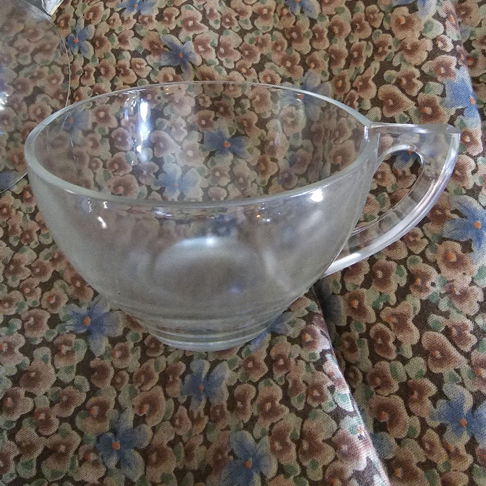 Vintage Hazel-Atea/Coffee cups. Clear, no cracks or chips at all on any of them.